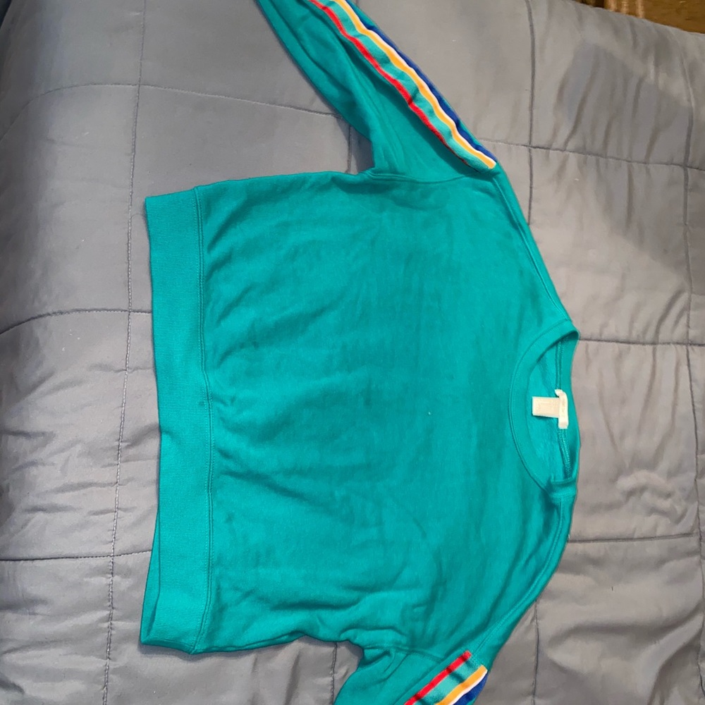 Cropped sweater